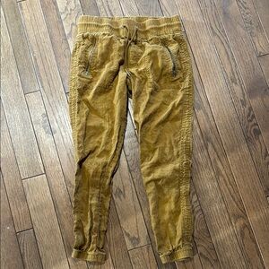 Athleta Cabo Linen joggers